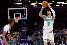 Hornets igualan récord de la franquicia con 26 triples y aplastan 134-90 a Kings