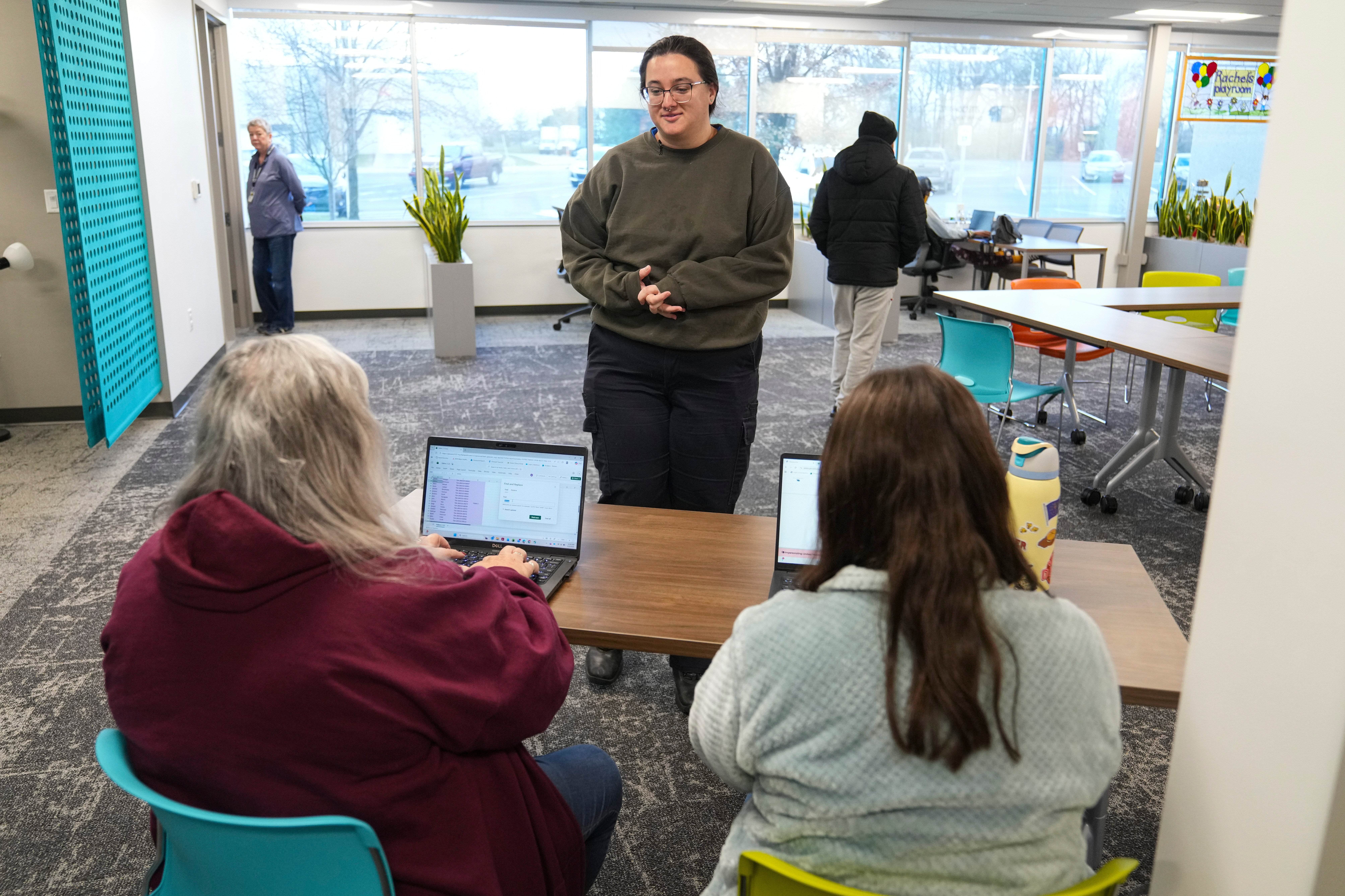 EEUU AEROPUERTOS AGENTES