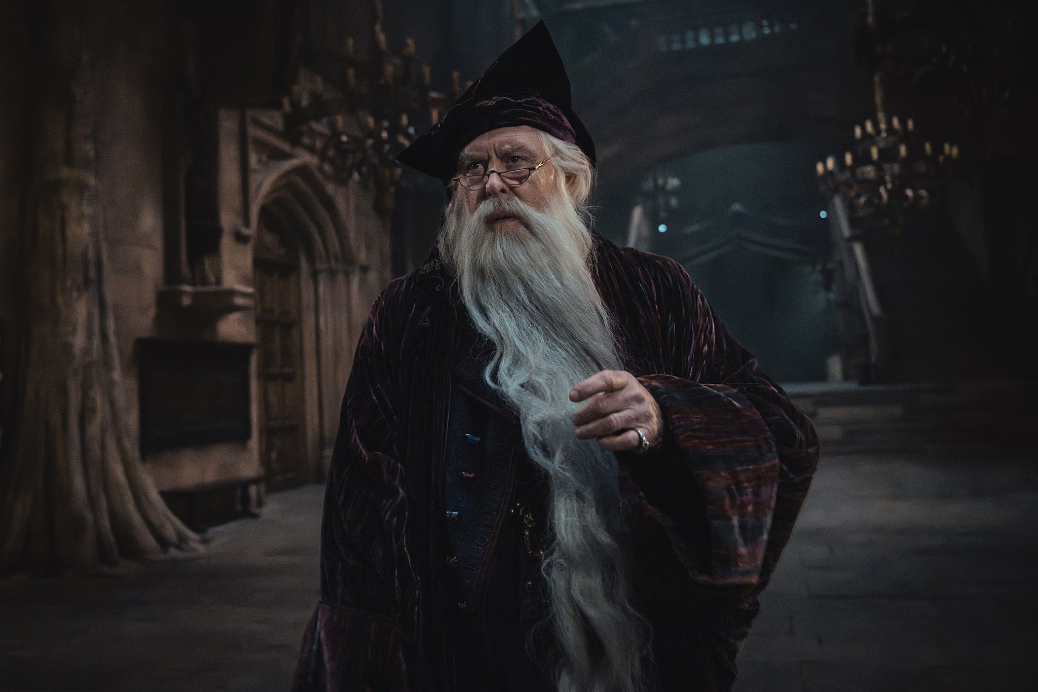 John Lithgow interpreta a Albus Dumbledore en la nueva serie