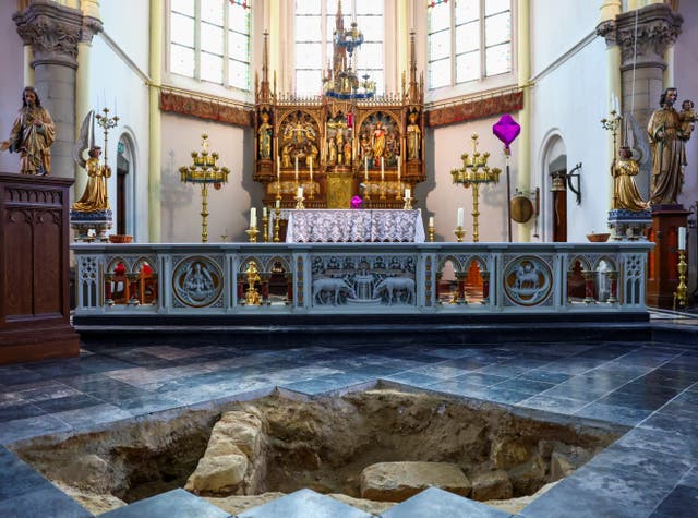 <p>Los arqueólogos creen que podrían haber descubierto los restos de Charles de Batz de Castelmore, mejor conocido como D’Artagnan</p>