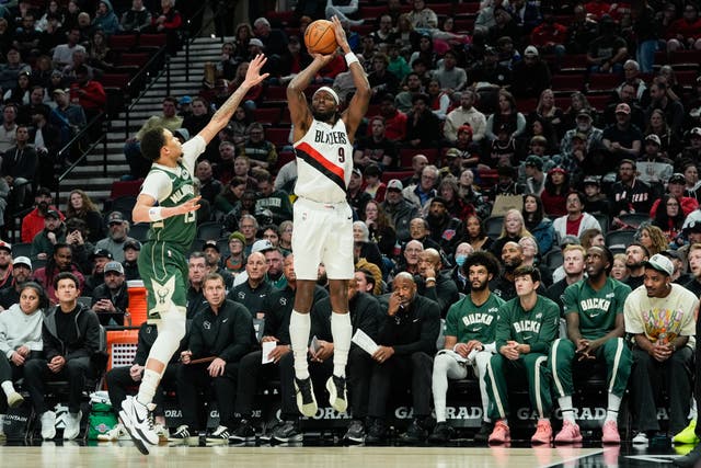 BUCKS-TRAIL BLAZERS