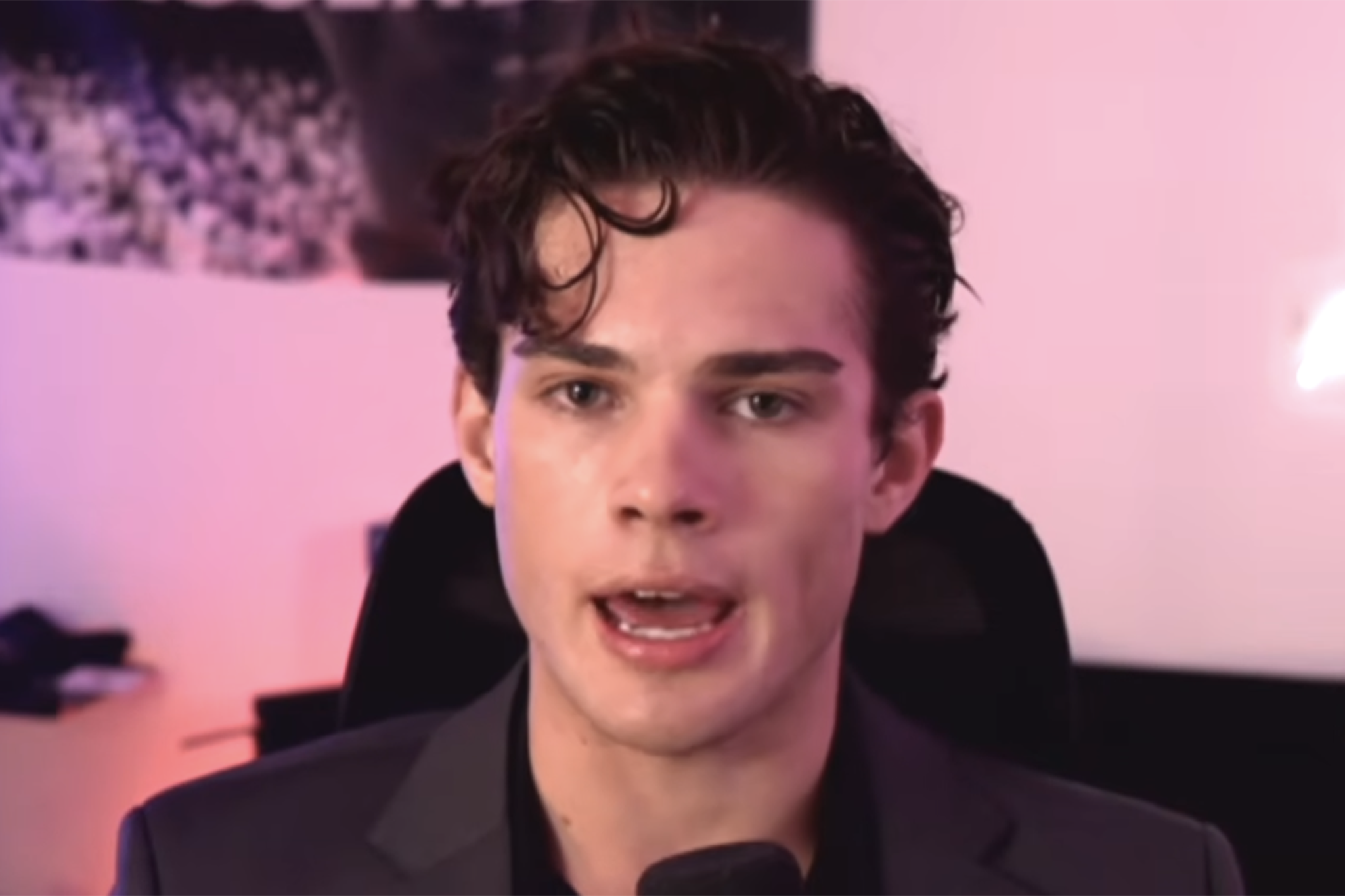 Clavicular ofendió a la esposa de Piers Morgan durante una entrevista con el comentarista británico