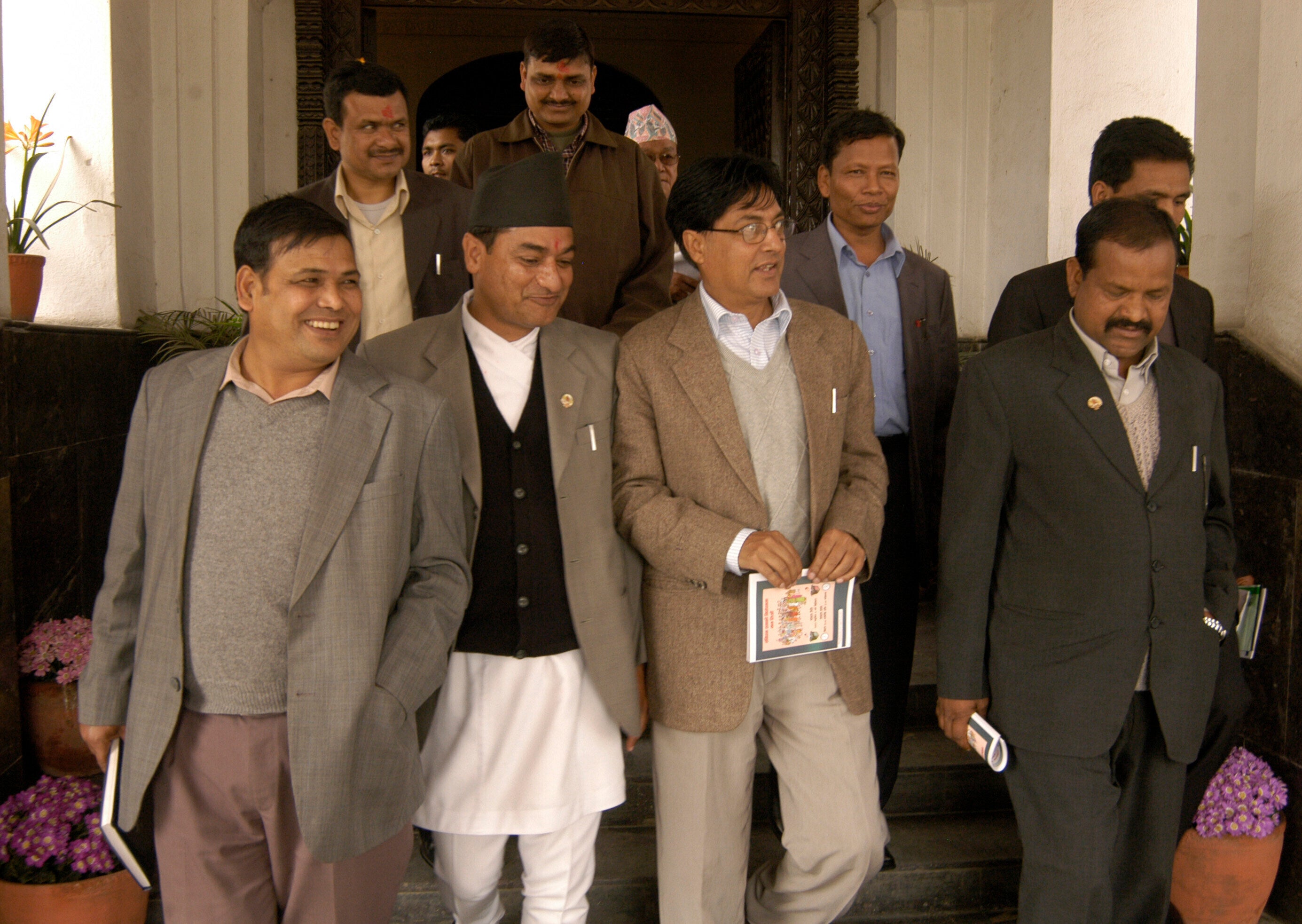 NEPAL-EX PRIMER MINISTRO ARRESTADO