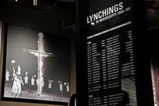 Mississippi halla artefactos del KKK que arrojan luz sobre ese violento grupo supremacista