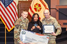 Pasajera muere en vuelo tras presunto descuido con equipo de oxígeno