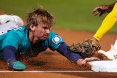 Marineros acuerdan contrato de 95 millones por 8 años con promesa Colt Emerson, dice fuente AP