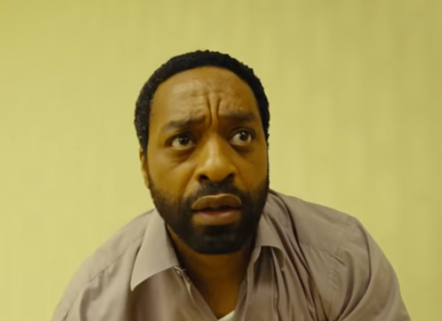 <p>Chiwetel Ejiofor, actor nominado al Óscar por ‘12 años esclavo’, protagoniza la versión de A24 de un meme de Internet de temática paranormal</p>