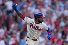 Justin Crawford y Edmundo Sosa guían a Filis a victoria sobre Nacionales en 10 innings