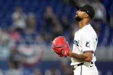 Sandy Alcántara de Marlins lanza su 2do 'Maddux' y su 1er juego completo del año en las mayores