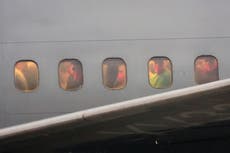 Inmigrantes que buscan asilo en EEUU son enviados a países desconocidos y quedan en el limbo