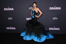 Sorpresa: Zendaya viste algo azul, tras lo viejo, lo nuevo y lo prestado