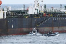 Suecia libera un petrolero sancionado por falta de pruebas de que causó un derrame de petróleo