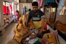 Bangladesh efectúa vacunación urgente contra el sarampión tras morir más de 100 niños