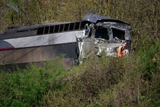 Choque de tren y camión deja 1 muerto en Francia