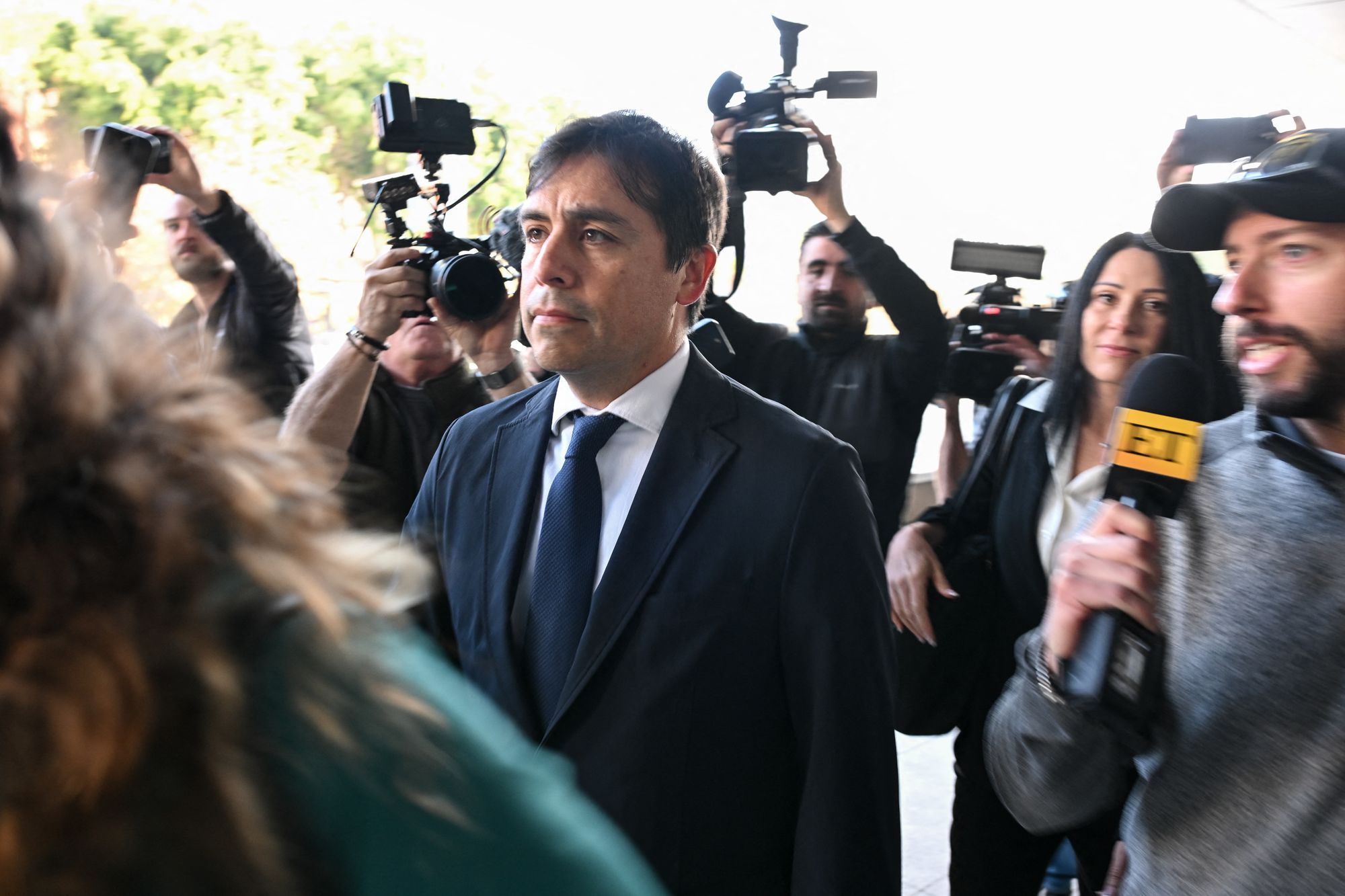 El médico Salvador Plasencia, de 44 años, fue condenado en diciembre a 30 meses de prisión tras declararse culpable de cuatro cargos de distribución de ketamina