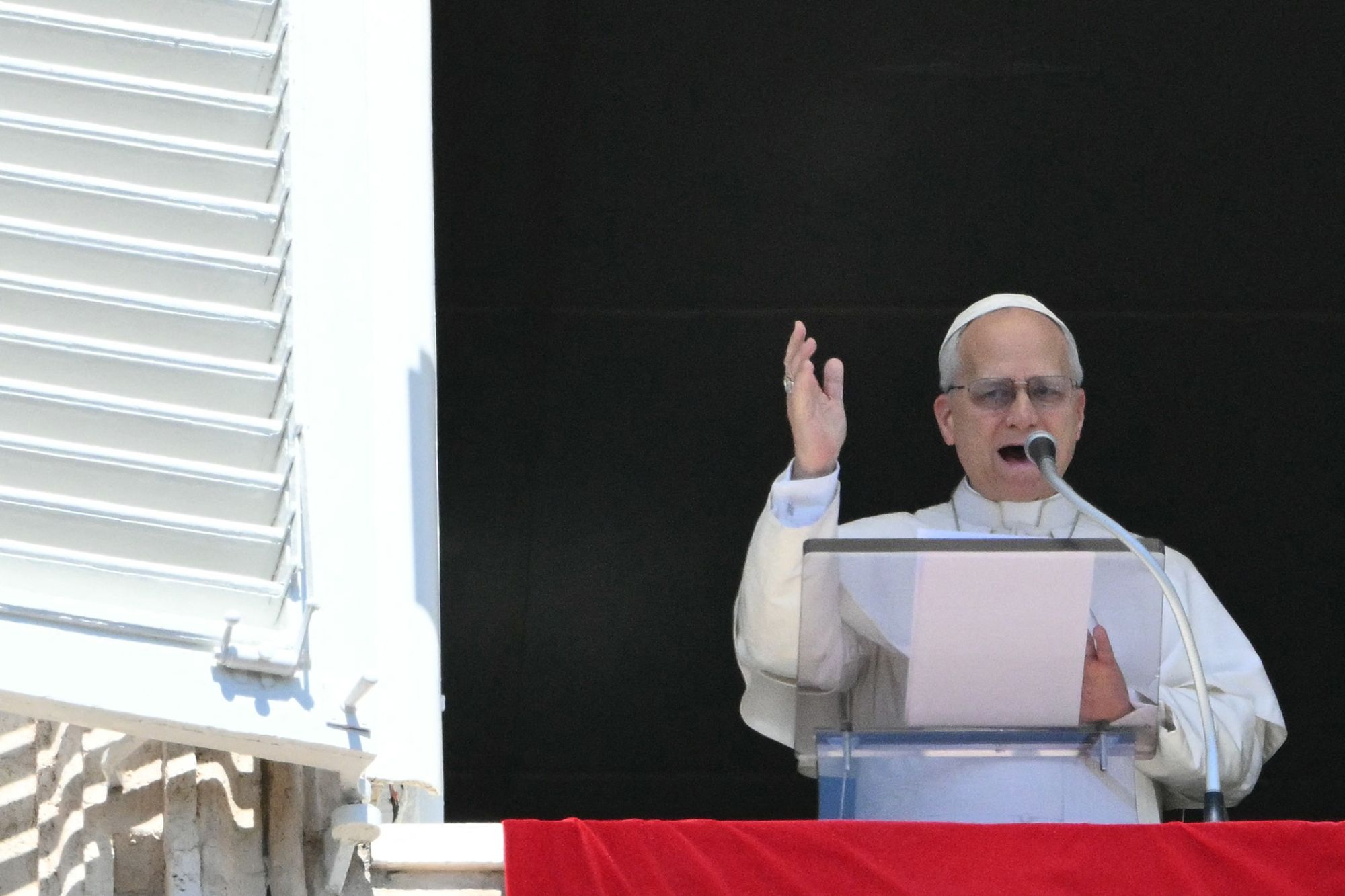 Papa León califica de “inaceptable” la amenaza de Trump de destruir a Irán