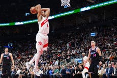Raptors arrollan al Heat 121-95, resultado que asegura que Miami dispute el mini-torneo