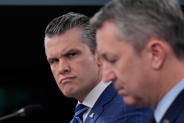 <p>Los comentarios “adolescentes” de Hegseth empiezan a cansar incluso en el Pentágono</p>