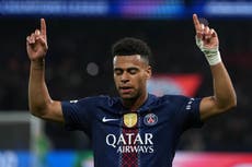 Kvaratskhelia vuelve a marcar y PSG abruma 2-0 a Liverpool en la Champions