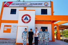 Filipinas abre una base clave de guardacostas en el disputado mar de China Meridional