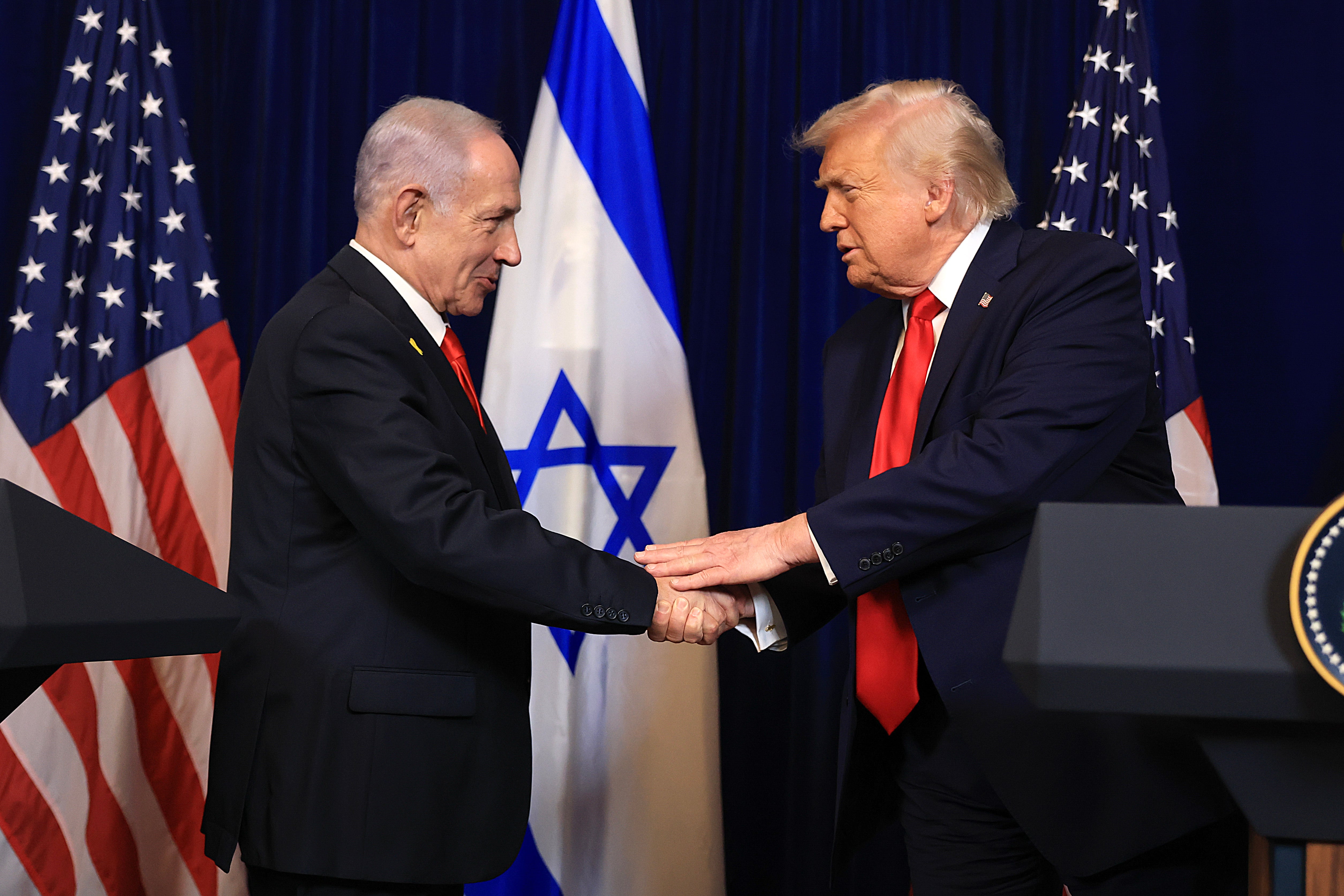 El primer ministro israelí Benjamin Netanyahu y el presidente estadounidense Donald Trump actuaron en conjunto al declarar la guerra a Irán