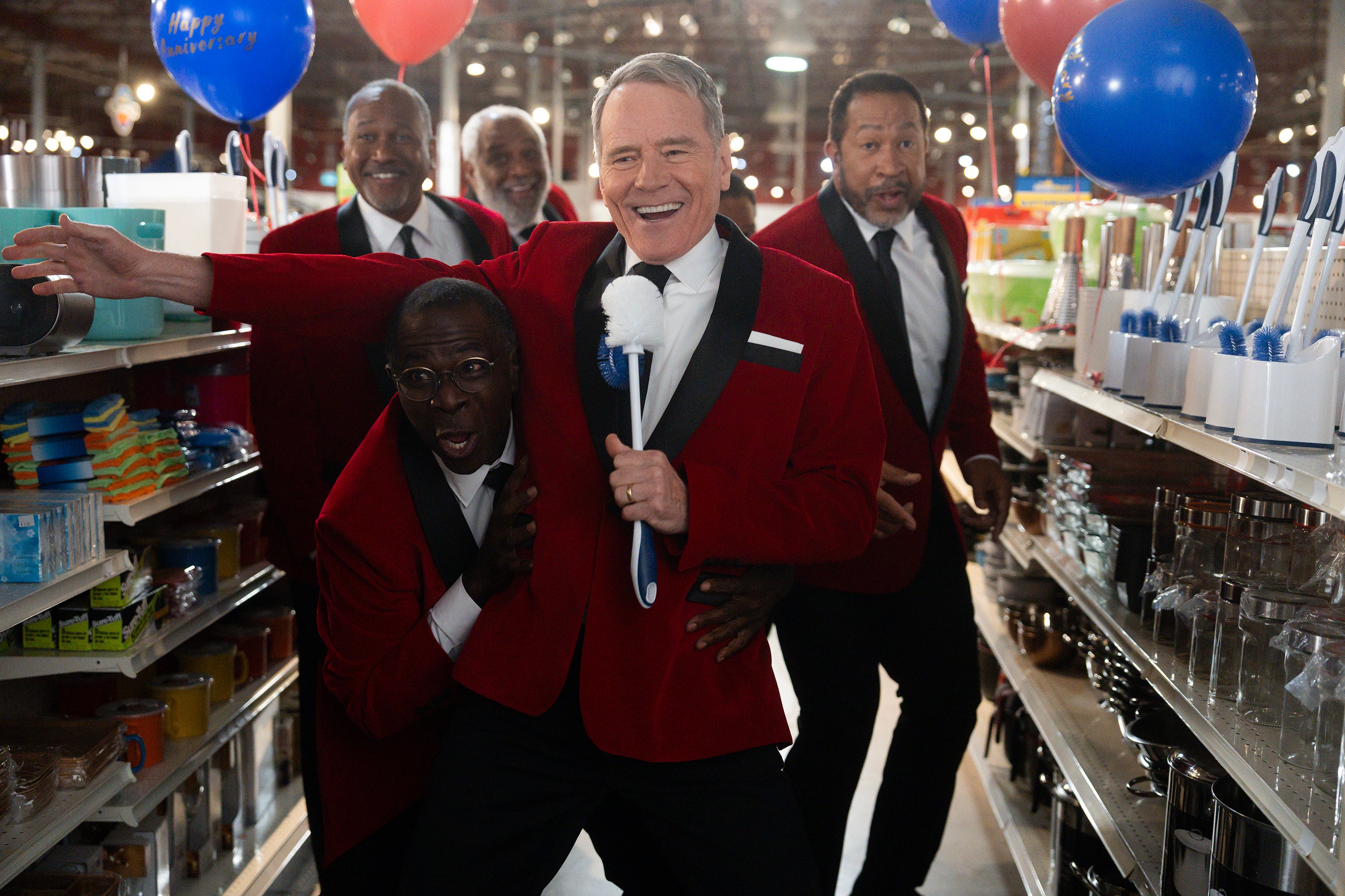 Bryan Cranston vuelve a meterse en la piel del devoto esposo Hal