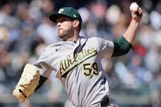 Jeffrey Springs lleva juego sin hits al séptimo y A's doblegan 1-0 a Yankees