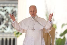 El papa intensifica sus críticas a la guerra de Irán y dice que “Dios no bendice ningún conflicto”