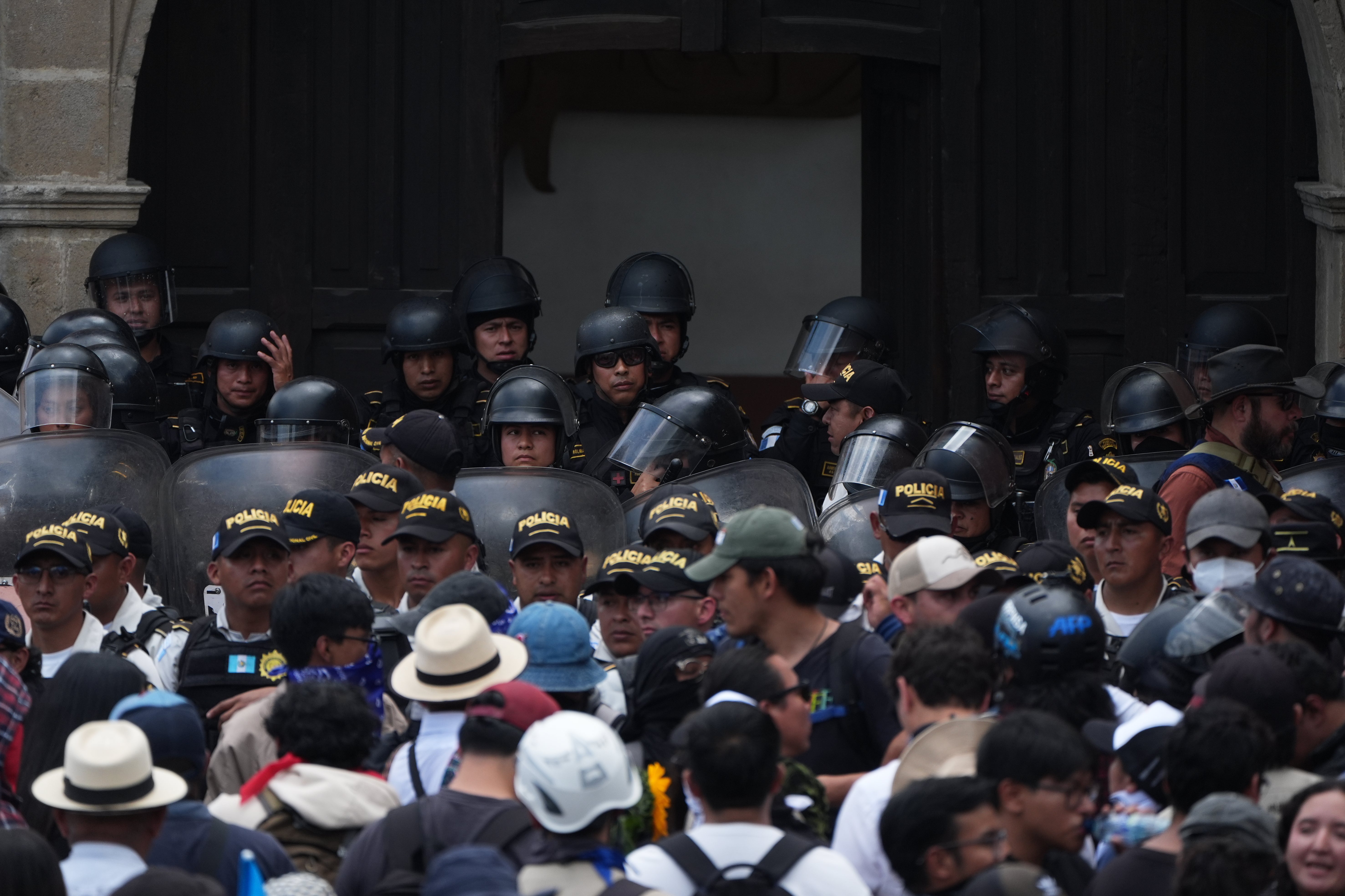 GUATEMALA-UNIVERSIDAD