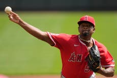 Soriano acumula 4 victorias al hilo y baja su efectividad en triunfo de Angelinos 9-6 sobre Rojos