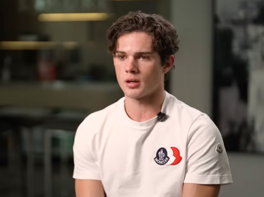 <p>El polémico influencer de 20 años abandonó repentinamente una entrevista en el programa ‘60 Minutes Australia’ cuando le preguntaron por su relación con el influencer de la “manósfera” Andrew Tate</p>