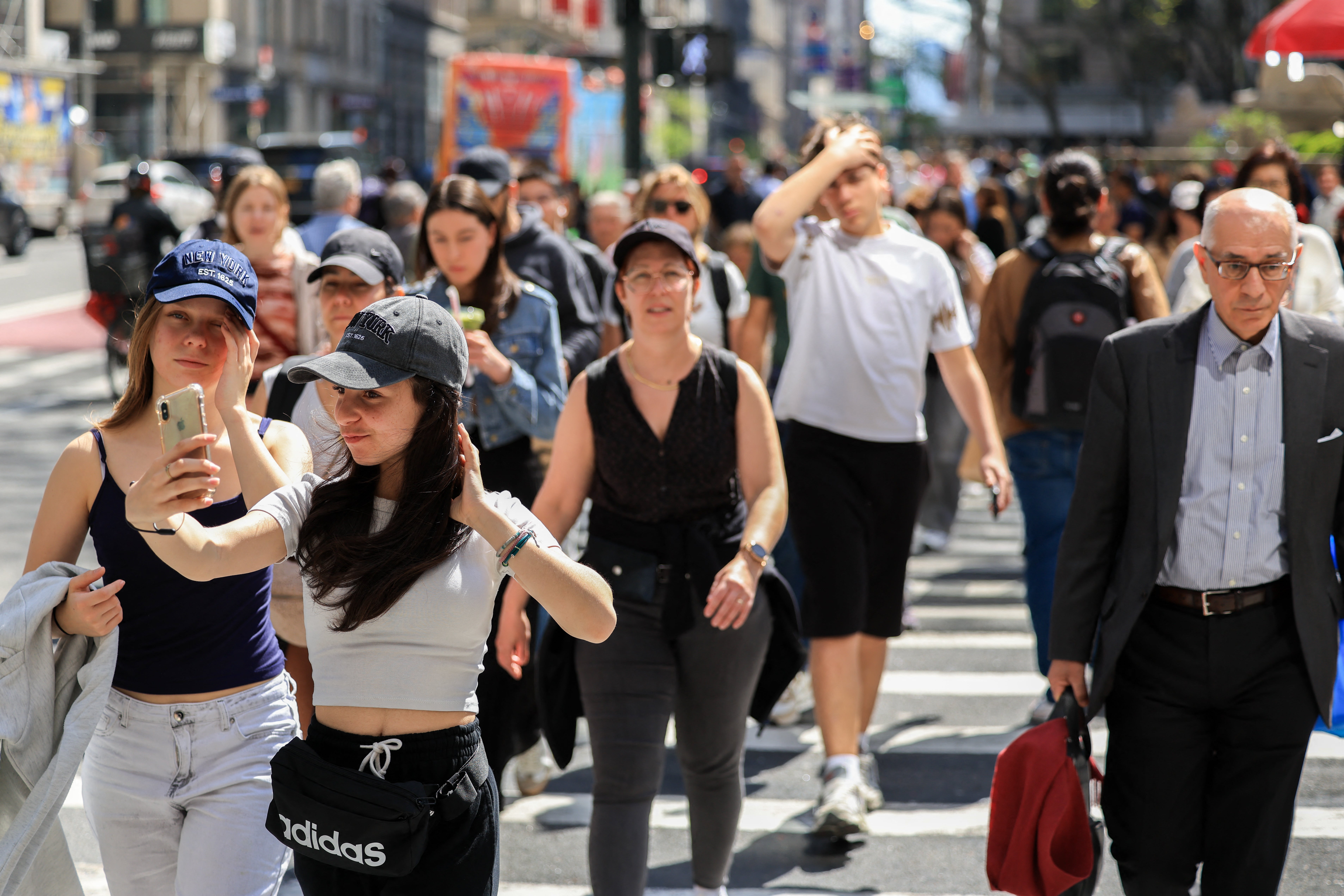 Según investigadores, una caminata de solo dos minutos es suficiente para reducir rápidamente los niveles de azúcar en sangre