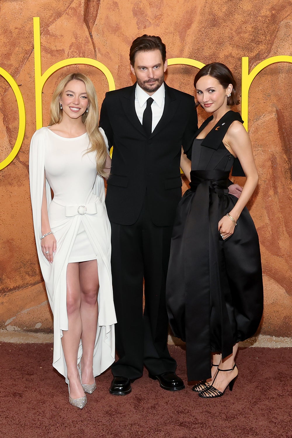 Sydney Sweeney, Sam Levinson y Maude Apatow en el estreno de ‘Euphoria’ en Los Ángeles la semana pasada