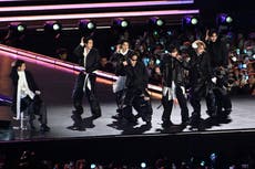 Estrella de BTS revela que está recibiendo tratamiento para la pérdida de audición