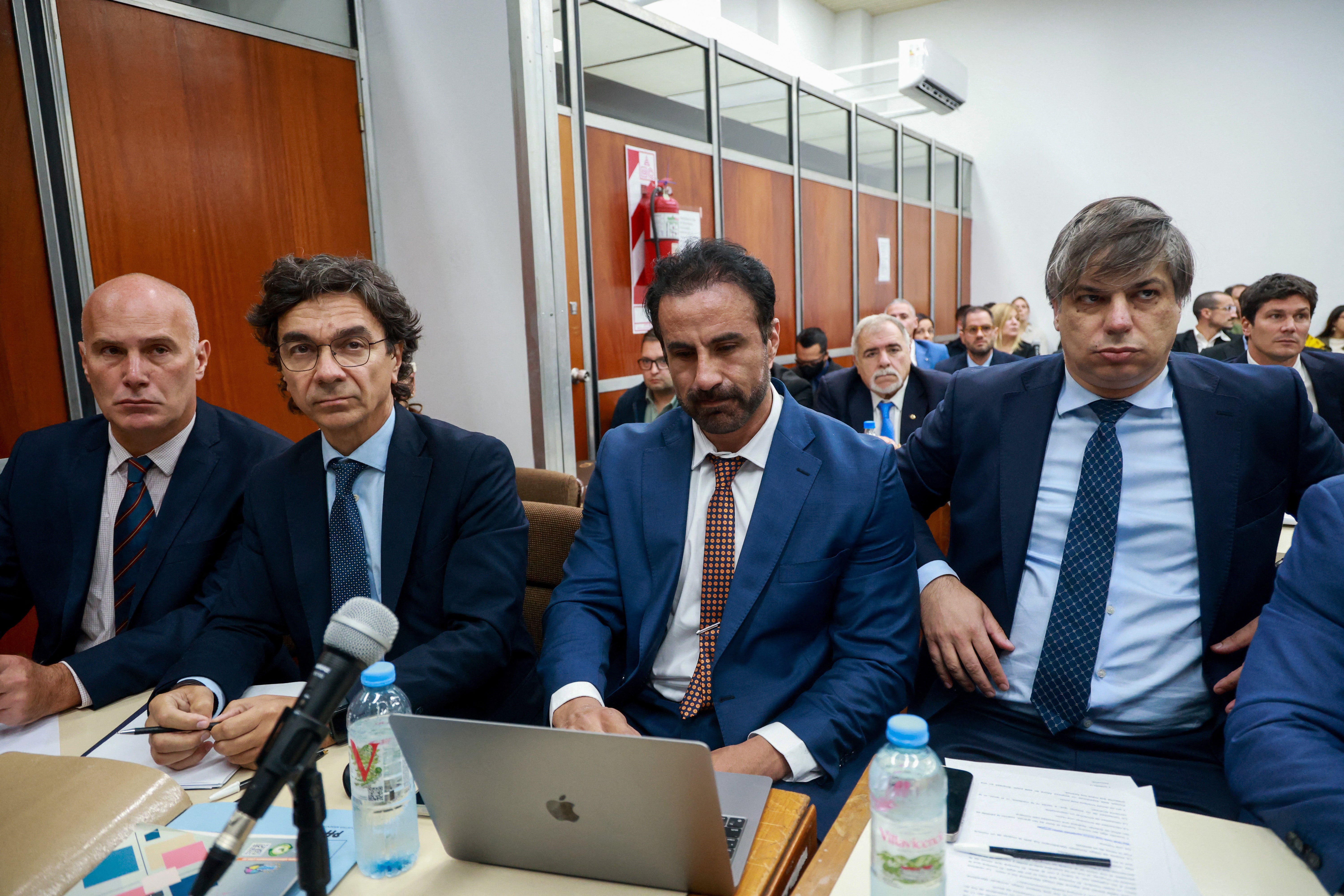 <p>La audiencia del martes arrancó en medio de una gran atención mediática debido a que en mayo de 2025 un primer juicio fue anulado por la conducta indebida de una jueza que integraba el tribunal a cargo del proceso</p>