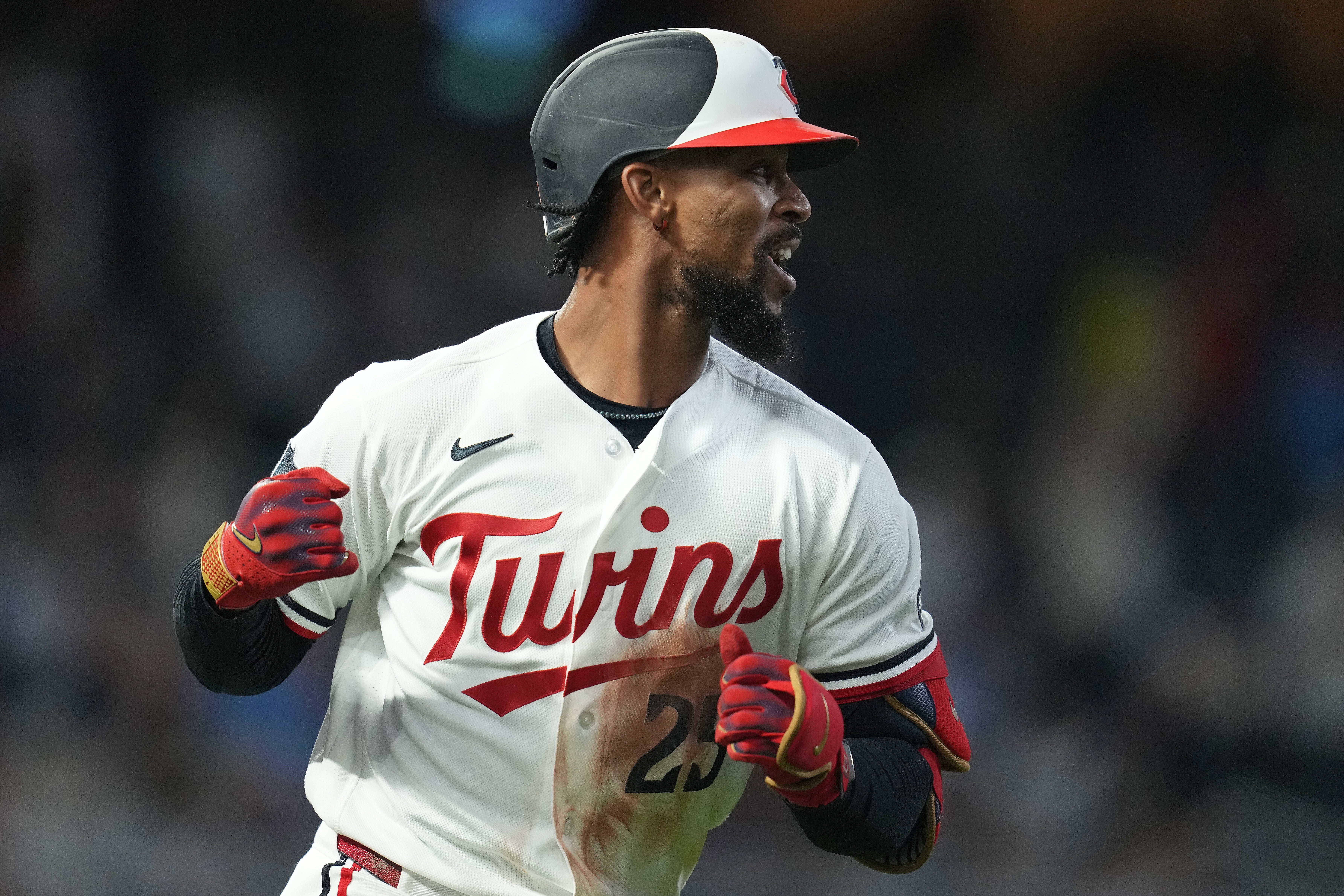 Byron Buxton pega 2 jonrones y Mick Abel poncha a 10 en triunfo de Mellizos, 6-0 ante Medias Rojas
