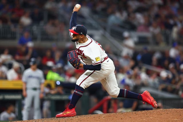 MARLINS-BRAVOS