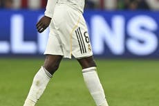 Arbeloa, técnico del Real Madrid, critica la expulsión 'inexplicable' de Camavinga