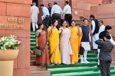 Modi quiere más mujeres en el Parlamento de India. Eso podría tener otras consecuencias
