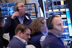 Wall Street abre en alza mientras inversionistas están atentos a conversaciones sobre la guerra