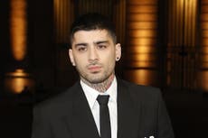 Zayn Malik comparte foto en hospital al tiempo que lanza su nuevo álbum