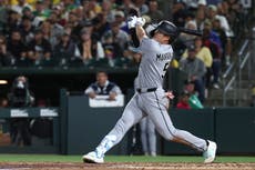 Murakami conecta su primer grand slam y Medias Blancas vencen a Atléticos por 9-2