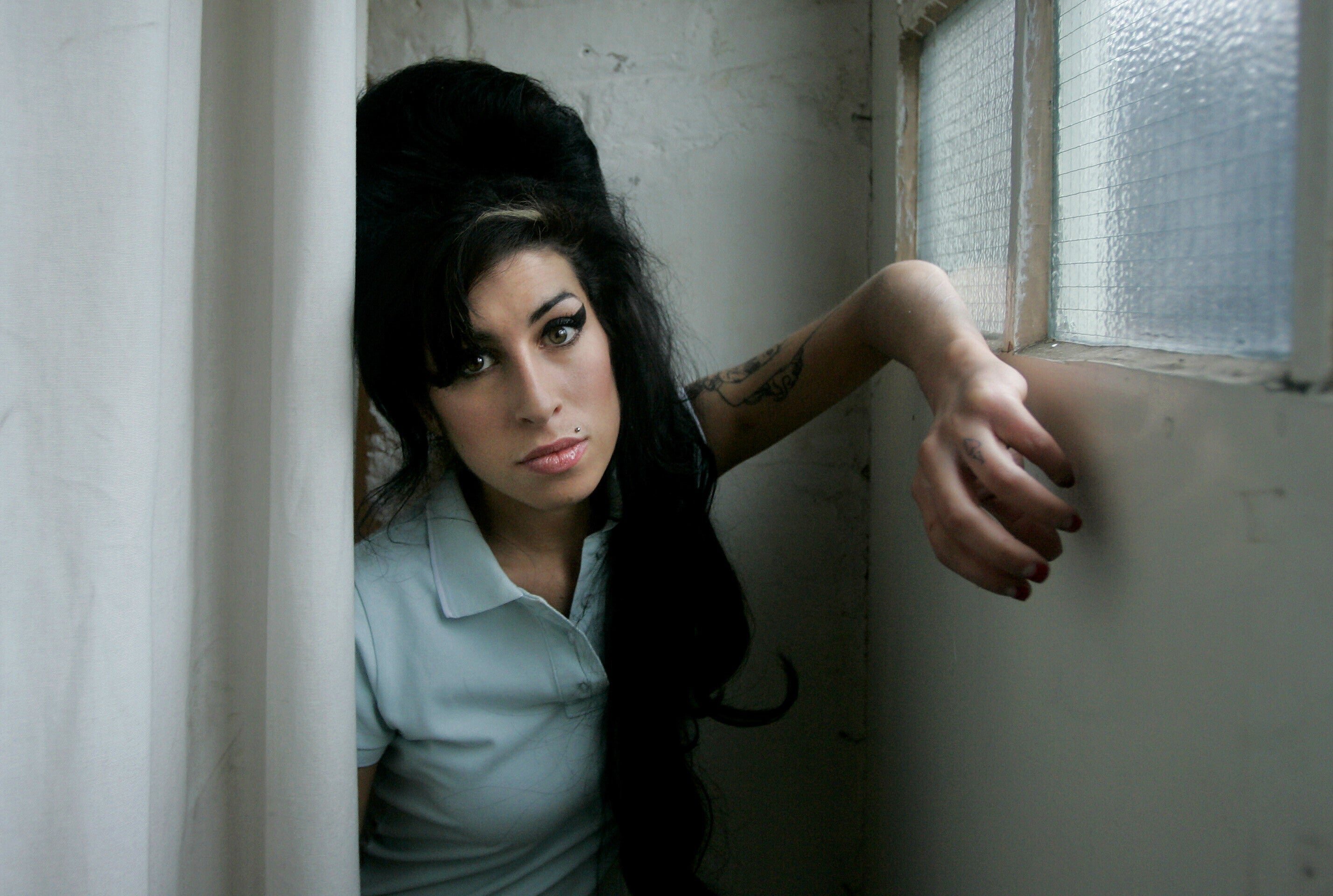 AMY WINEHOUSE-PATRIMONIO