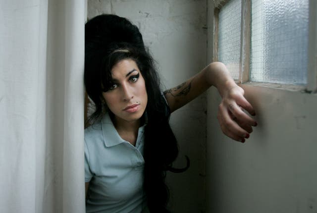 AMY WINEHOUSE-PATRIMONIO