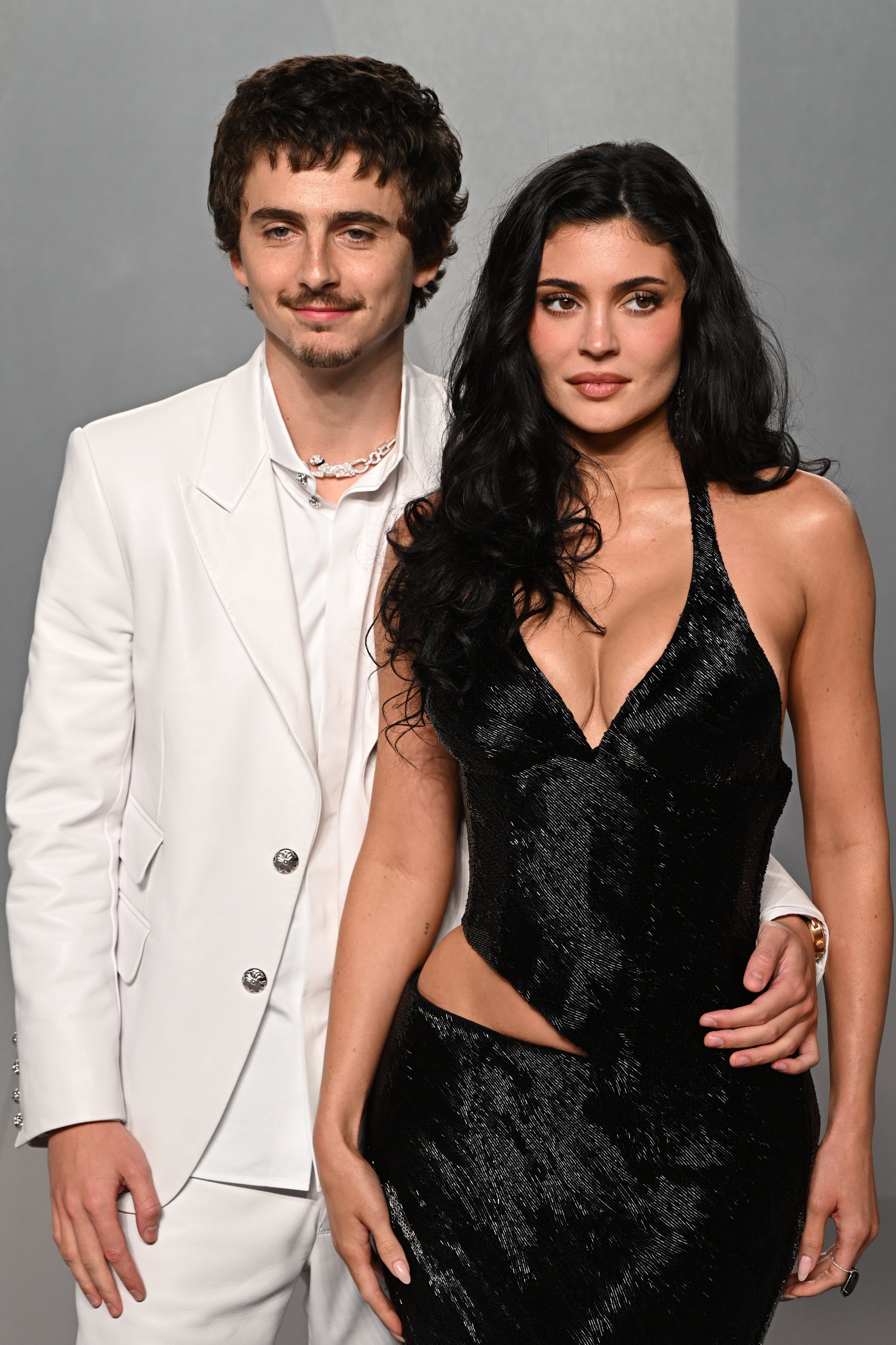 Se acusa a Kylie Jenner de enviar a su empleada doméstica a la casa de Timothée Chalamet en Los Ángeles sin pagarle los gastos de transporte