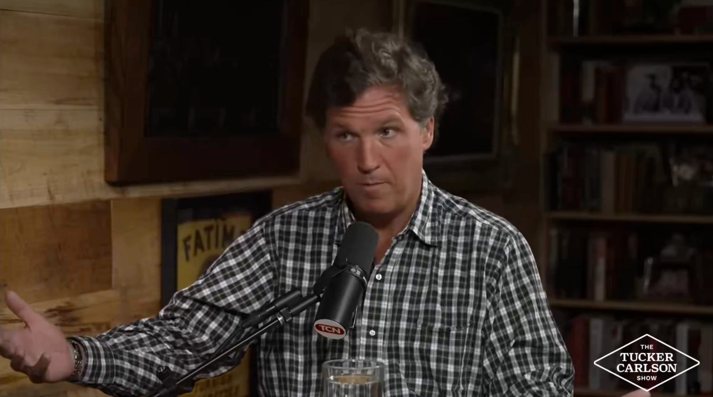 Tucker Carlson expresa profundo remordimiento por su papel en la elección de Trump en 2024