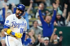 Reales cortan racha de derrotas con lanzamiento descontrolado en triunfo 6-5 ante Orioles