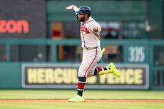 Harris, Baldwin y Olson conectan jonrones y Bravos remontan para vencer 8-6 a Nacionales