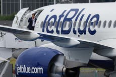 JetBlue es acusada de utilizar “precios de vigilancia” para cobrar más