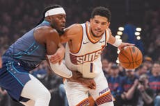 Devin Booker, multado con 35.000 dólares por criticar a árbitros tras juego ante Thunder
